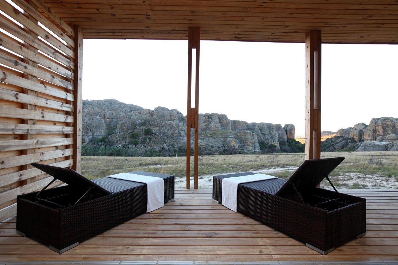 Isalo Rock Lodge Ranohira Esterno foto